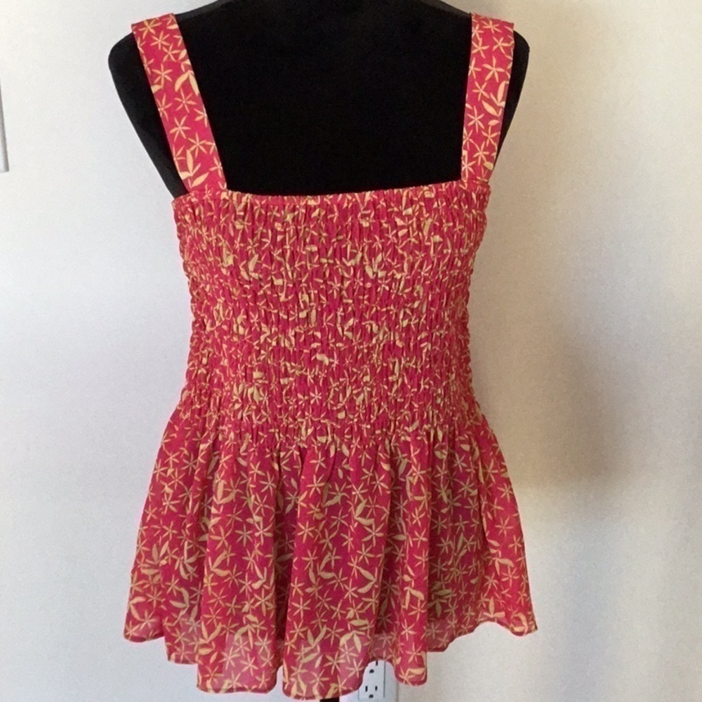 Rose and Olive ☀️nwt☀️ sleeveless top, women’s size medium. Fit and flare - Picture 2 of 12